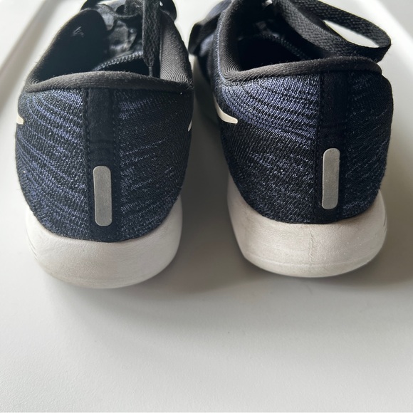 Nike LunarEpic Low Flyknit 2 Women's Running Shoes Size 7 Navy Blue 843765-005 - Picture 6 of 14